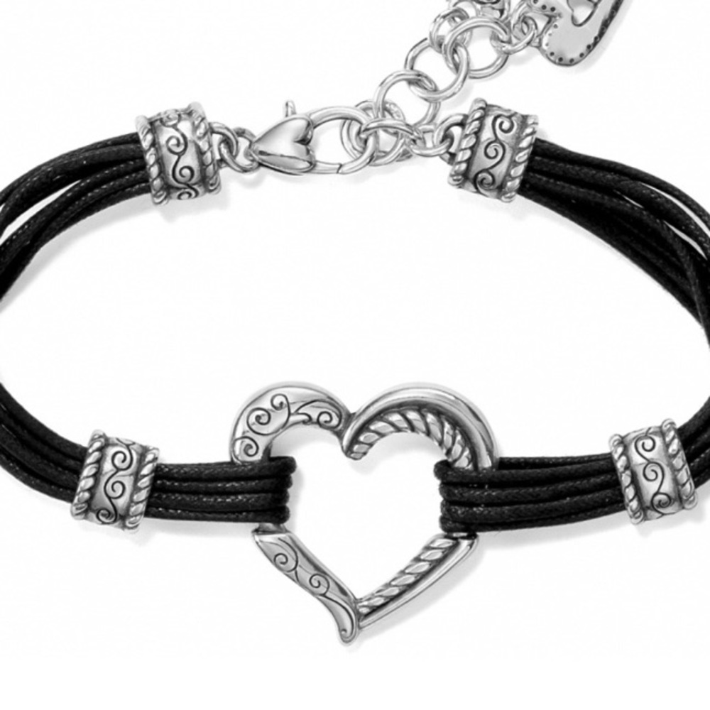 NWOT Brighton heart bracelet